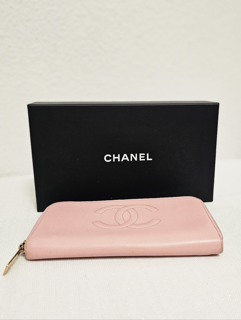 Authentic Vintage Chanel Pink Caviar Leather Zip-Around Wallet